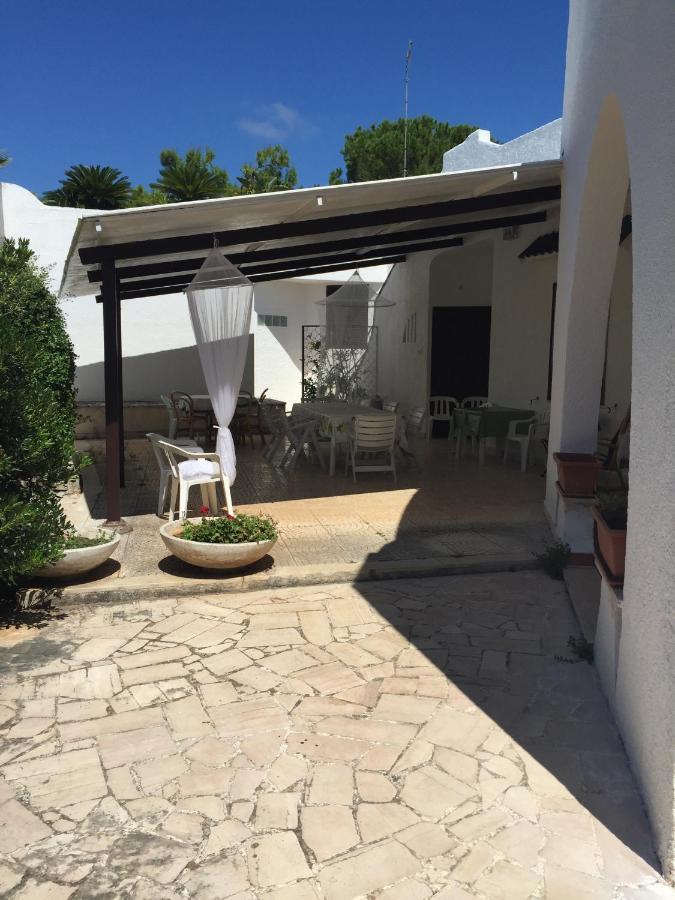 Villa Cecilia Полиняно а Маре Екстериор снимка