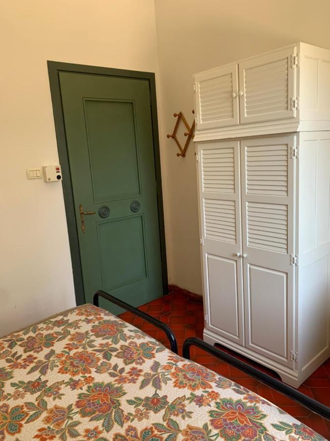 Villa Cecilia Полиняно а Маре Екстериор снимка